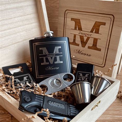 15 Unique Groomsmen Gifts They Will Love (And Actually Use) - Best Man ...