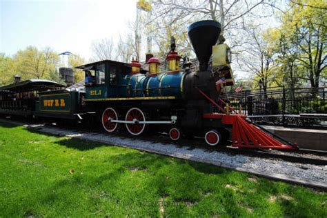 Theme Park Trains- Worlds of Fun