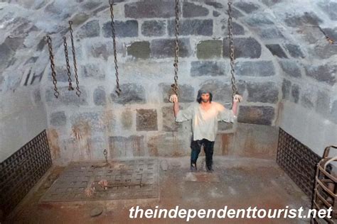 Castle Dungeons Medieval ... | Castle, St. peter, Dungeon