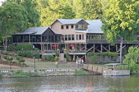 View of the Cypress Inn from River Road, Tuscaloosa, AL | Great places ...