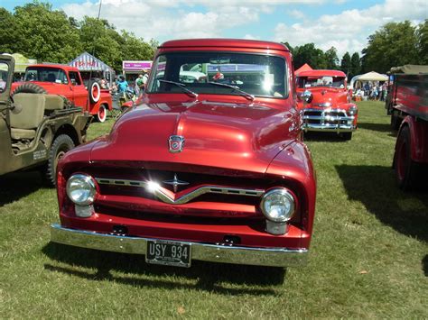 1955 Ford F100 truck | Classic cars trucks, Ford trucks, Classic trucks