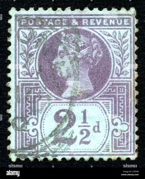 Used example of Queen Victoria GB 2 1/2d purple on blue stamp 1883-84 ...