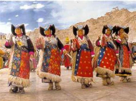 Beautiful Traditional Dances Of Himachal Pradesh - Nativeplanet