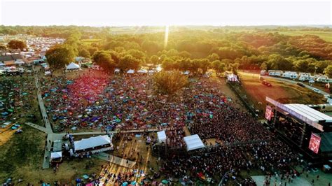 Hinterland Music Festival 2021: Leon Bridges, Khruangbin, Tyler ...