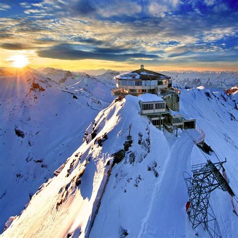 Piz Gloria | Cumbre Schilthorn | Suiza #PizGloria #Schilthorn #Suiza ...