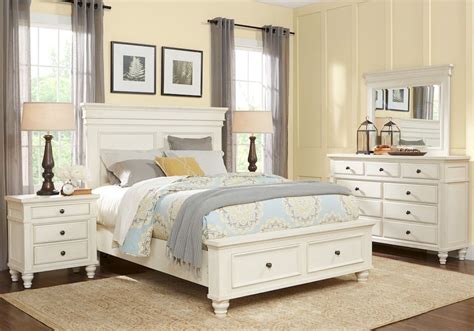 Lake Town Off-White 5 Pc Queen Panel Bedroom with Storage - Queen ...