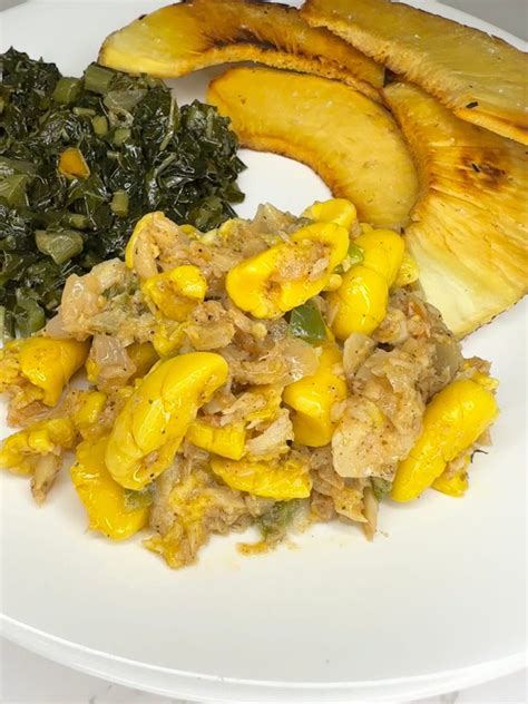 HOW TO MAKE JAMAICAN ACKEE AND SALTFISH - Jerk Tavern