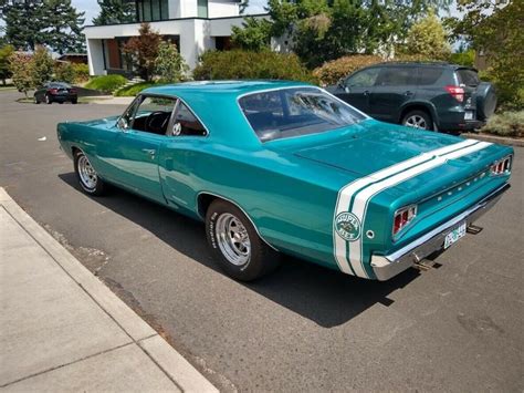 Rare '68 Dodge Coronet Super Bee Stings Us in a Good Way