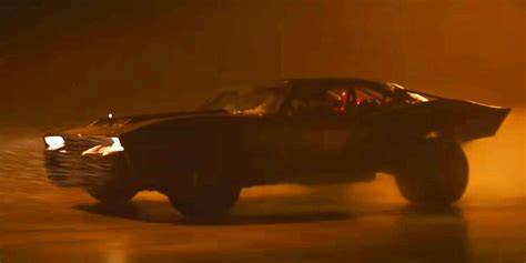 The Batman Video Compiles All Footage Of Bruce Wayne & Penguin Car Chase