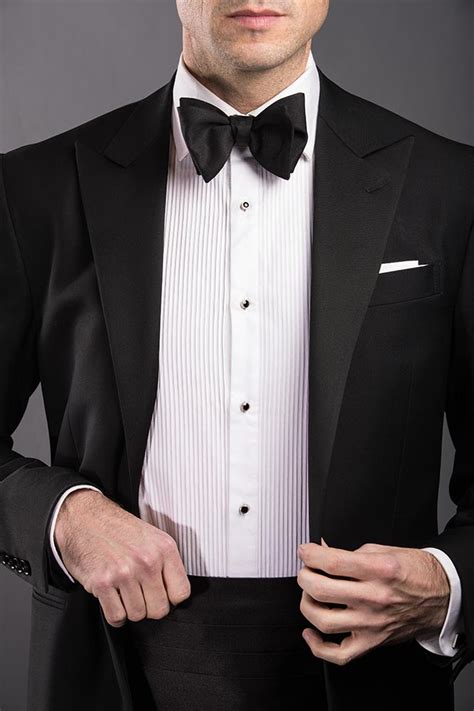 Why and How To Wear A Cummerbund With A Tuxedo - He Spoke Style