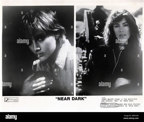 KATHRYN BIGELOW (R) ON SET NEAR DARK (1987) JENNY WRIGHT (L ...