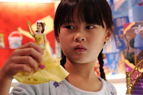 Is "Disney Princess Culture" Messing With Our Daughters? - TrendRadars