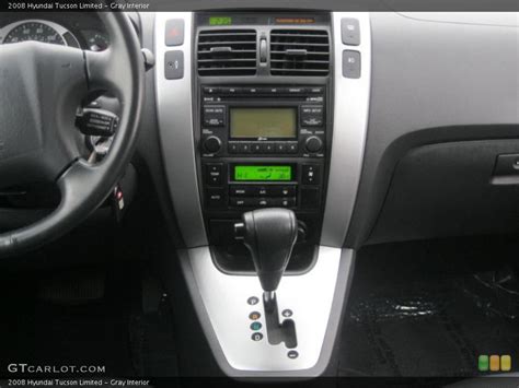 Gray Interior Controls for the 2008 Hyundai Tucson Limited #39227922 | GTCarLot.com