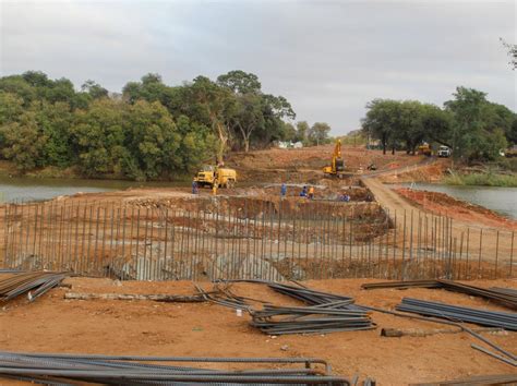 The Construction of Platjan Bridge Across the Limpopo River, Between ...