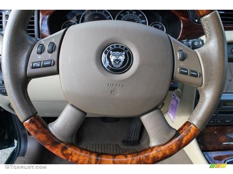 2008 Jaguar X-Type 3.0 Sedan Steering Wheel Photos | GTCarLot.com