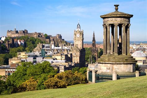 Calton Hill in Edinburgh - Explore one of Edinburgh's renowned hills ...