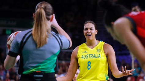 Opals star Liz Cambage pulls out of Tokyo Olympics - ABC News