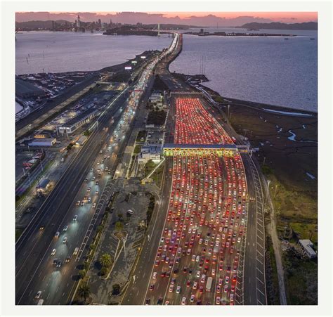 Evening commute at the Bay Bridge toll plaza : r/bayarea