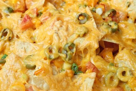 Easy Cheesy Velveeta Chicken Nachos Recipe | CDKitchen.com