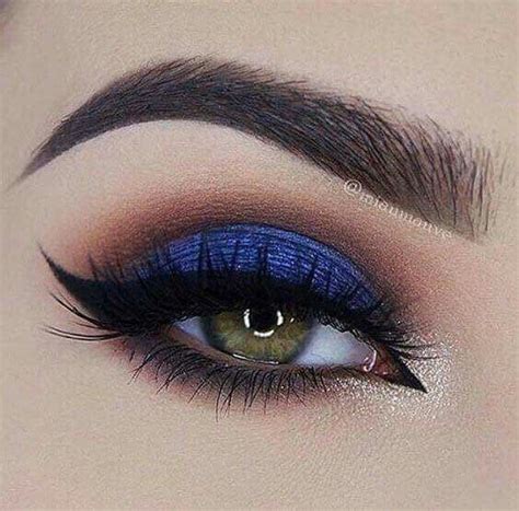 Pin on Maquillaje | Eye makeup, Blue makeup looks, Eye makeup tutorial