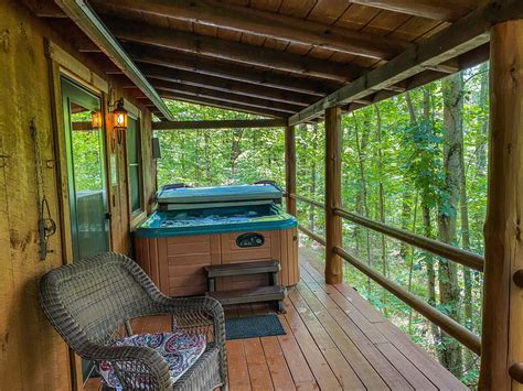 Hocking Hills Romantic Cabins - Ohio Girl Travels