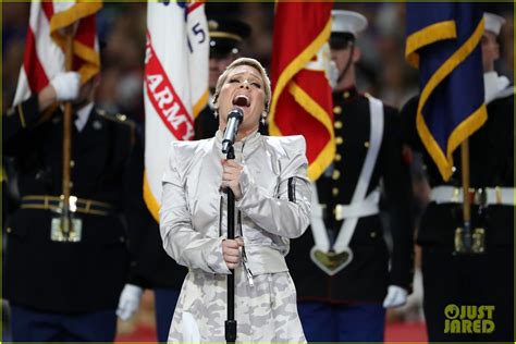 Pink Sings National Anthem at Super Bowl 2018 (Video): Photo 4027445 ...