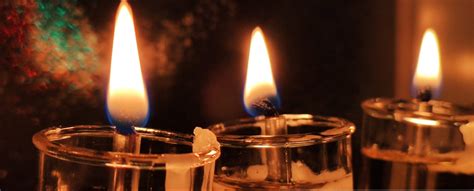 How to Recite the Hanukkah Blessings | Judaica Webstore Blog