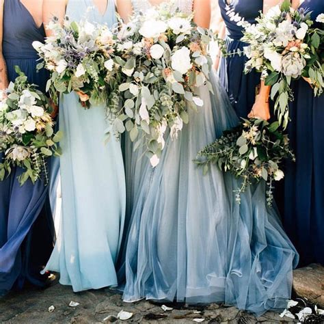 Dark & Stormy: A Midnight Blue Wedding Colour Scheme ⋆ Carmela Weddings ...