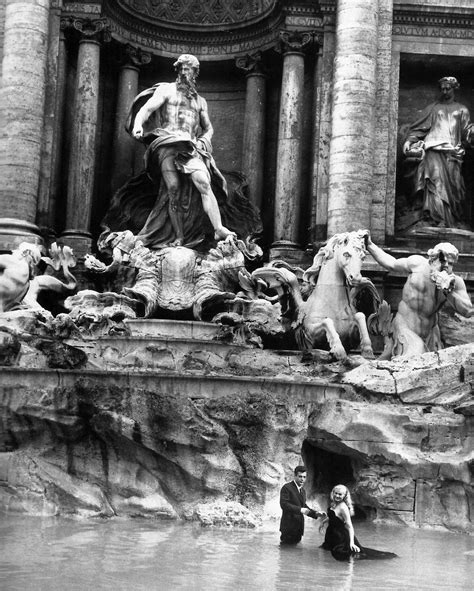 Marcello Mastroianni, Anita Ekberg in Fontana di Trevi for 'La Dolce Vita' | Anita ekberg ...