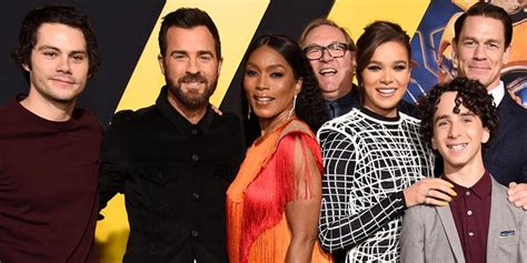 Hailee Steinfeld, John Cena & 'Bumblebee' Cast At U.S. Premiere