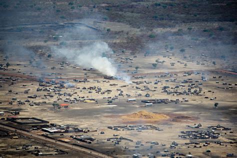 Aftermath of Attack on Abyei Town | Smoke trails from burnin… | Flickr