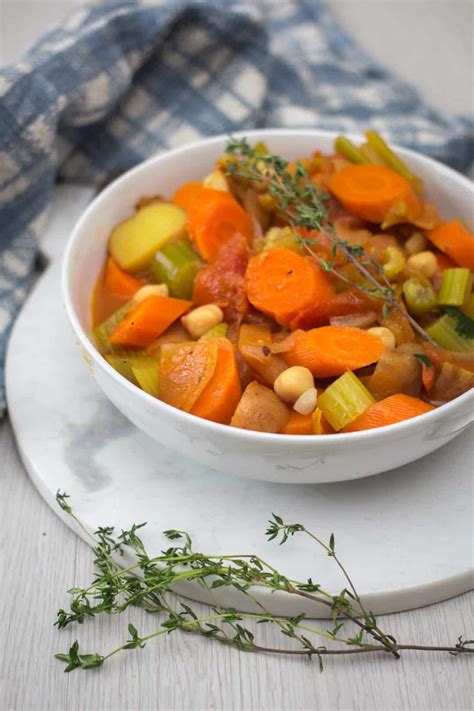 Vegetables Tajine - Vegan recipes by VegKitchen