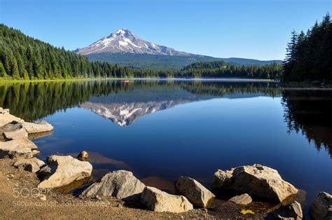 Trillium Lake early morning with Mount Hood Oregon USA by brizardh #ErnstStrasser #USA ...