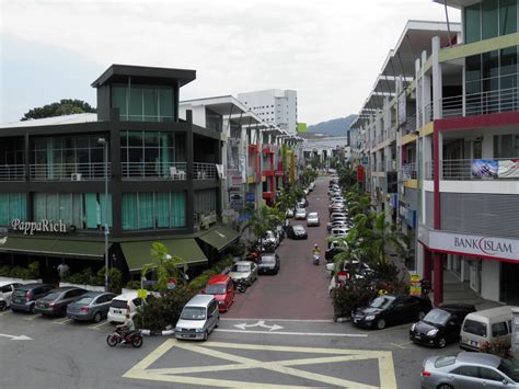 Rawang Railway Station - Great Malaysian Railway Journeys