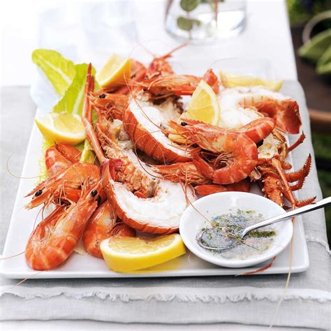 LUXURY PRAWN & LOBSTER PLATTER - SOBO Fish