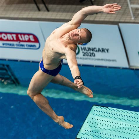 Russia Dominates on the 5th Day of European Championships Diving Competition