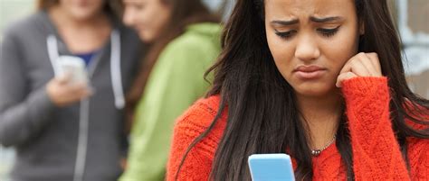 Cyberbullying Tips - Spark & Stitch Institute