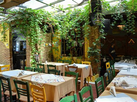 14 Best Restaurants in Athens, Picked By A Local