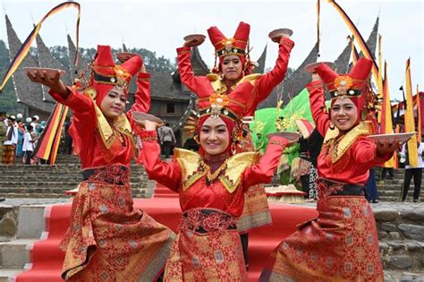 Minangkabau art and culture festival | Arab News