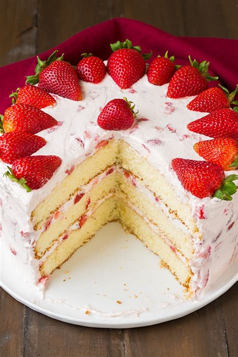 Fresh Strawberry Cake - Cooking Classy