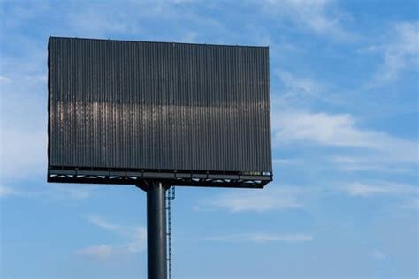 How Digital Billboards Manufacturers Can Help Sustainability