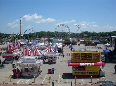 Molly Bee's Attic: Are You Going To Scarborough Fair?