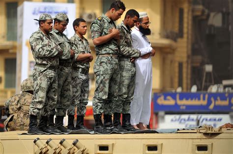 25 January Revolution - The people & the army are one hand Tahrir ...