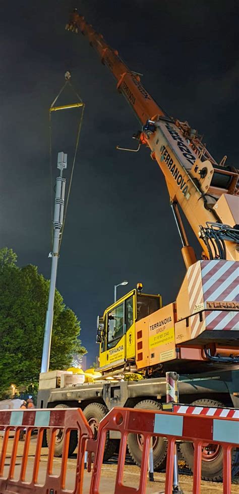 AC70 puts up 5G mast in Southampton | Terranova