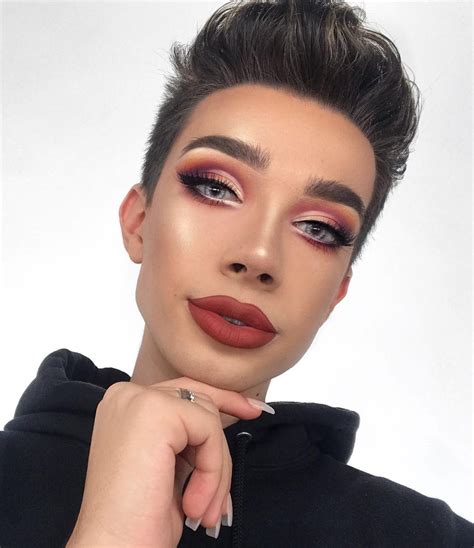 @jamescharles | James charles, Natural eye makeup, Christmas makeup