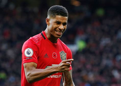 Marcus Rashford wins Manchester United Player of the Month award