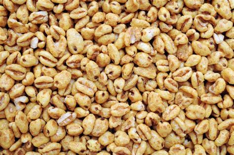 Puffed Wheat Cereal Royalty Free Stock Photos - Image: 28091618