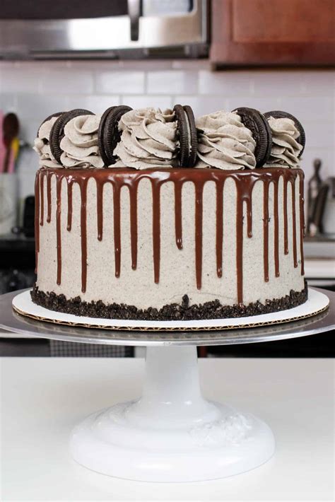 Oreo Drip Cake Recipe: Chocolate Cake With Oreo Frosting