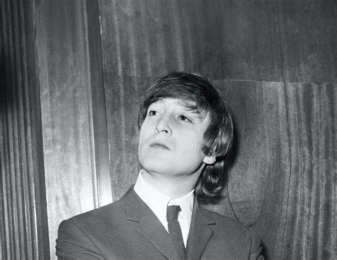 The Beatles Prevented a John Lennon Song From Becoming a No. 1 Hit - NewsFinale
