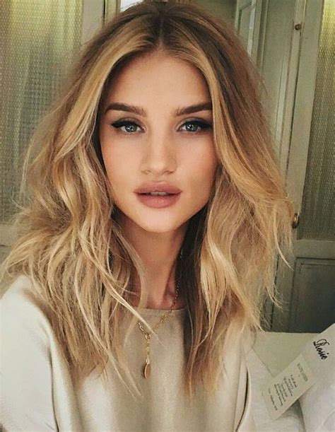 Rosie Huntington-Whiteley. Wavy Hair, New Hair, Soft Hair, Shiny Hair, Medium Length Hair Styles ...